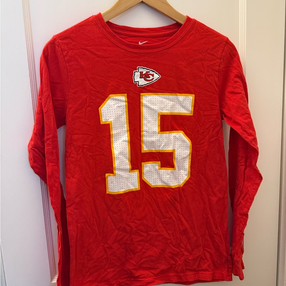 Nike Kids Red Kansas City Chiefs Patrick Mahomes #15 Long Sleeve Tee SZ YL